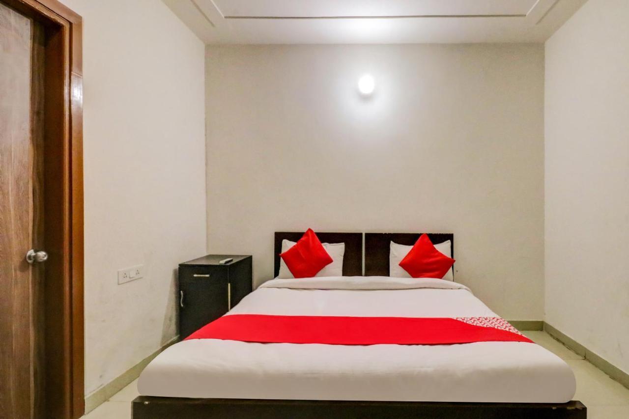 Oyo 71597 The Shivaay Residency Hotel Gurgaon Luaran gambar