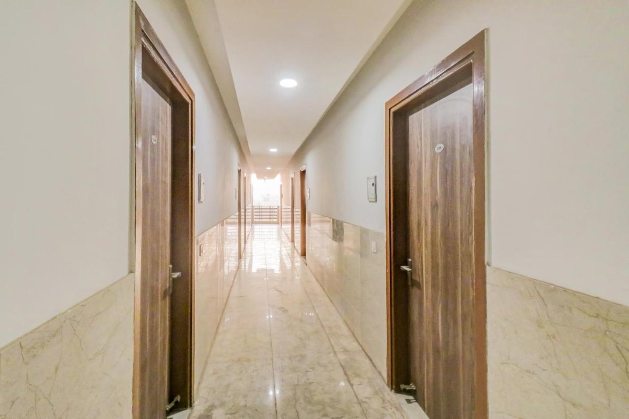 Oyo 71597 The Shivaay Residency Hotel Gurgaon Luaran gambar