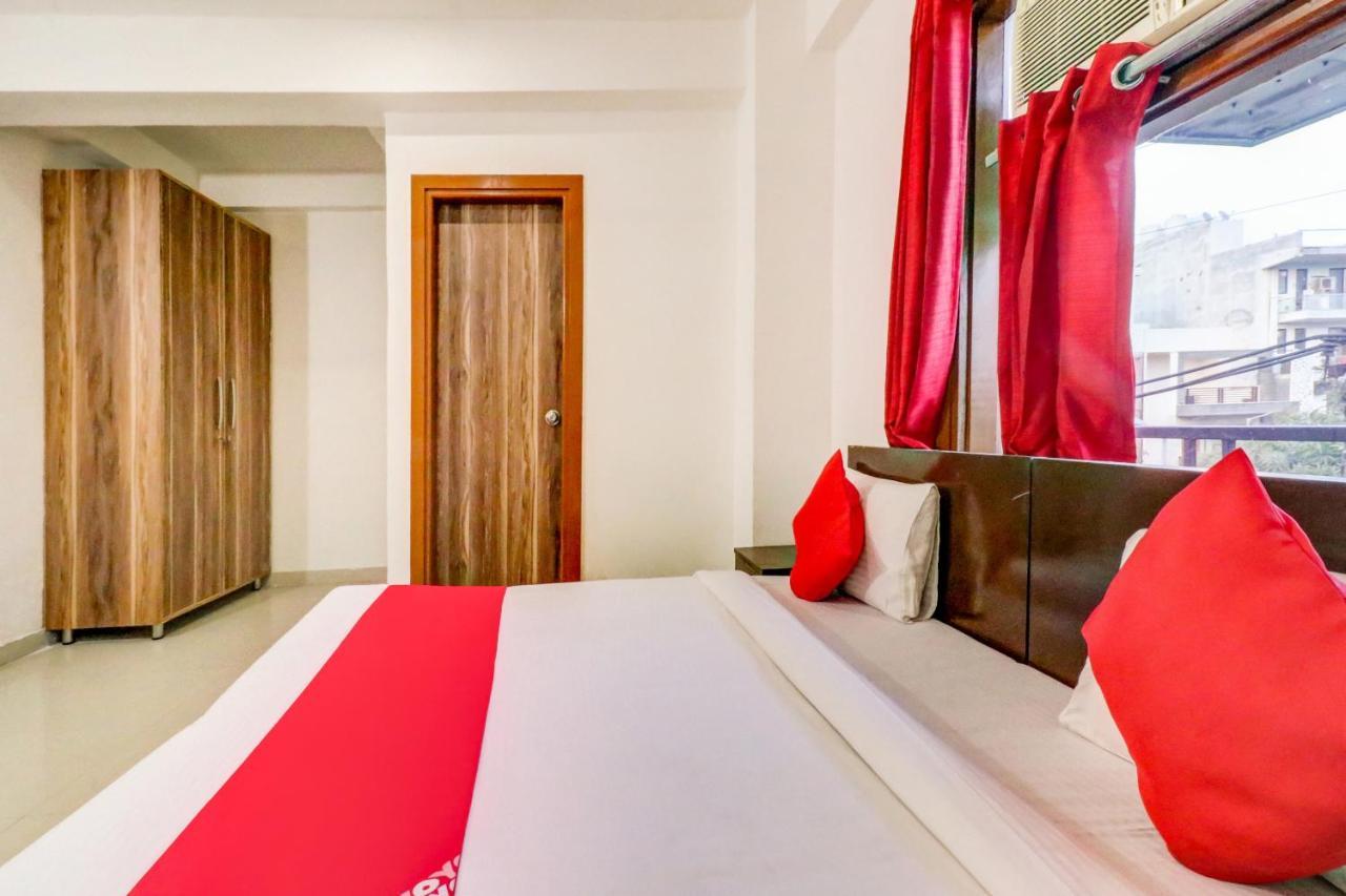 Oyo 71597 The Shivaay Residency Hotel Gurgaon Luaran gambar